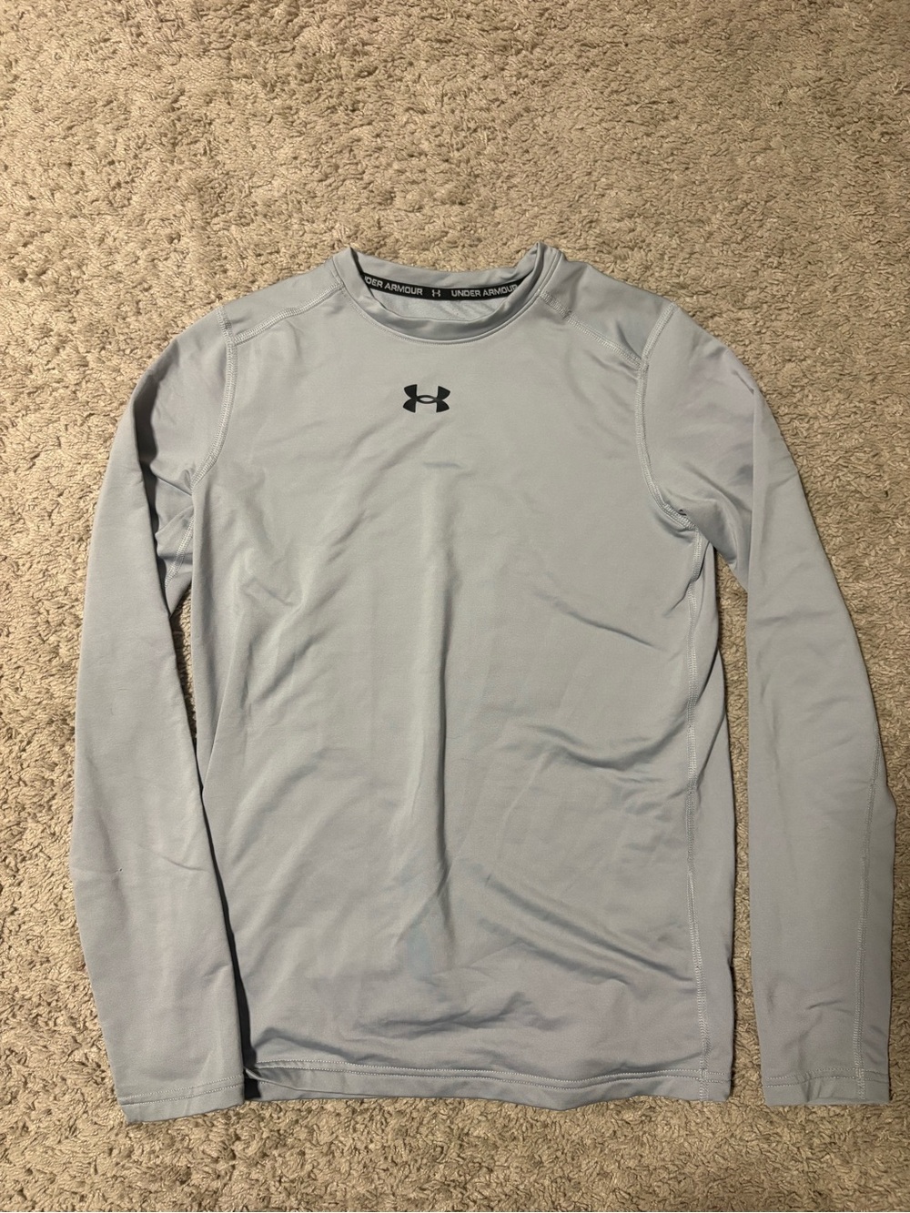 Under Armour Youth XL Light Gray Long-Sleeve Cold Gear Shirt